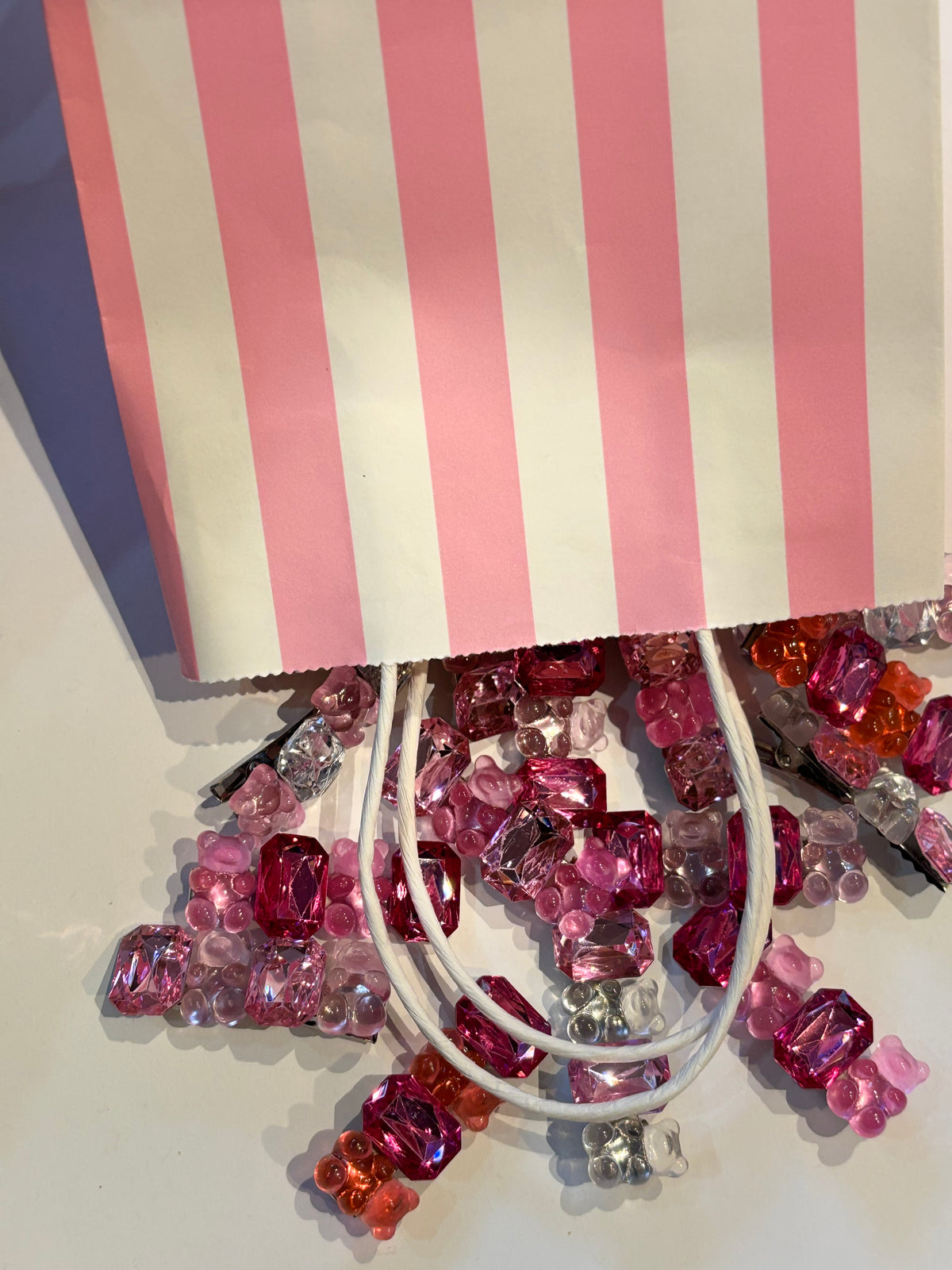 Cherry Pearl Sugar Shell Clips